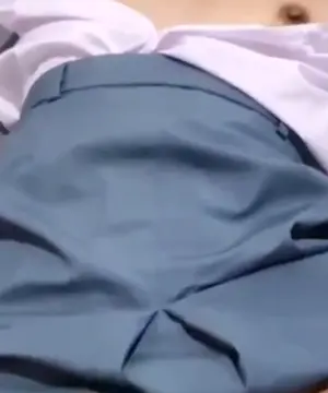 Bokep Indo Ajak Freya Anak SMA Ke Kosan