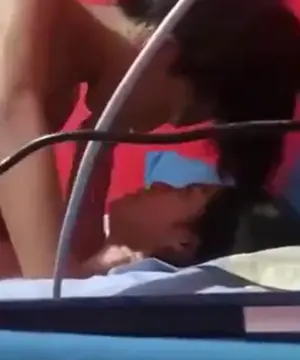 Goyangan Cowoknya Cepat Banget Sampe Si Cewek Kesakitan
