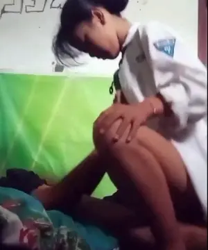Anak SMP Bolos Buat Mesum Di Rumah Kosong