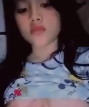Bocil Cantik Remas Toket Gede Kasih Pacar