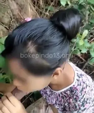 Skandal Viral Bocil Di Kebon Warga